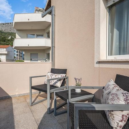 Apartments Dante Podstrana Luaran gambar