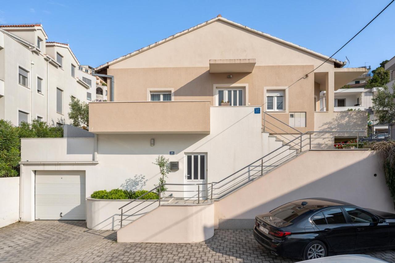 Apartments Dante Podstrana Luaran gambar